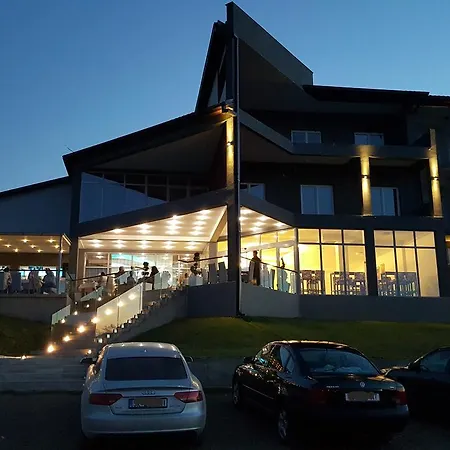 Moderna And Restaurant Aparthotel